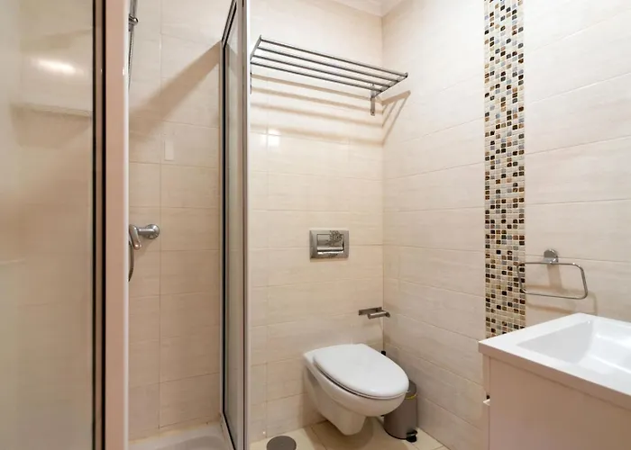 2-bed With A Charming Terrace At Intendente Lisbon