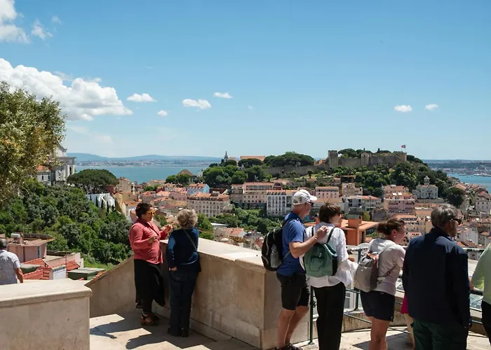 2-bed With A Charming Terrace At Intendente Apartment