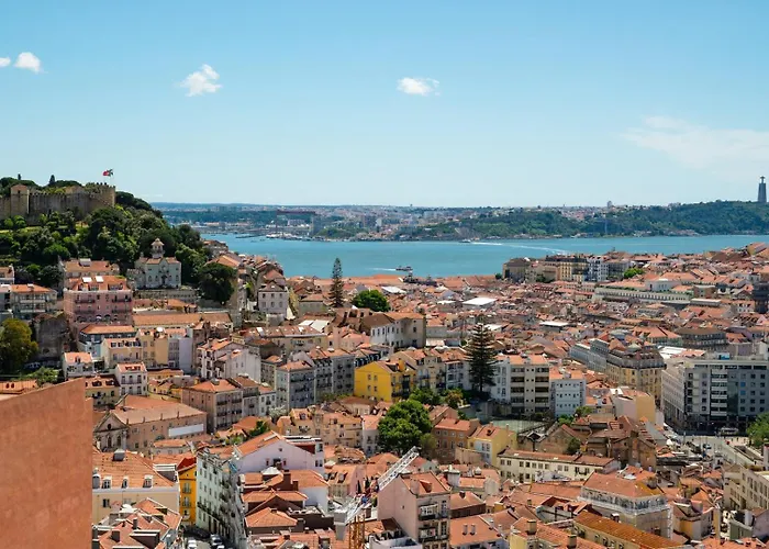 2-bed With A Charming Terrace At Intendente Apartment