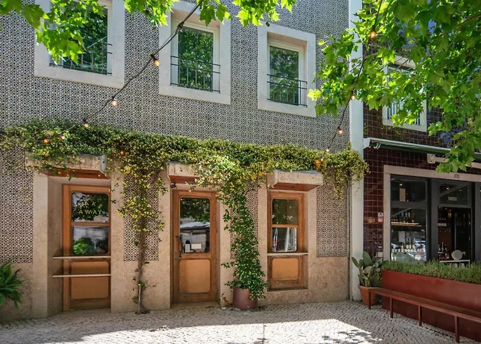 2-bed With A Charming Terrace At Intendente Apartment