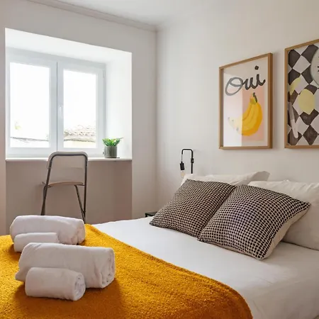2-bed With A Charming Terrace At Intendente Lägenhet