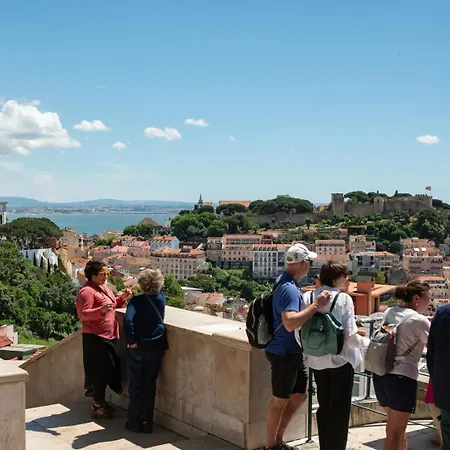 2-bed With A Charming Terrace At Intendente Appartamento